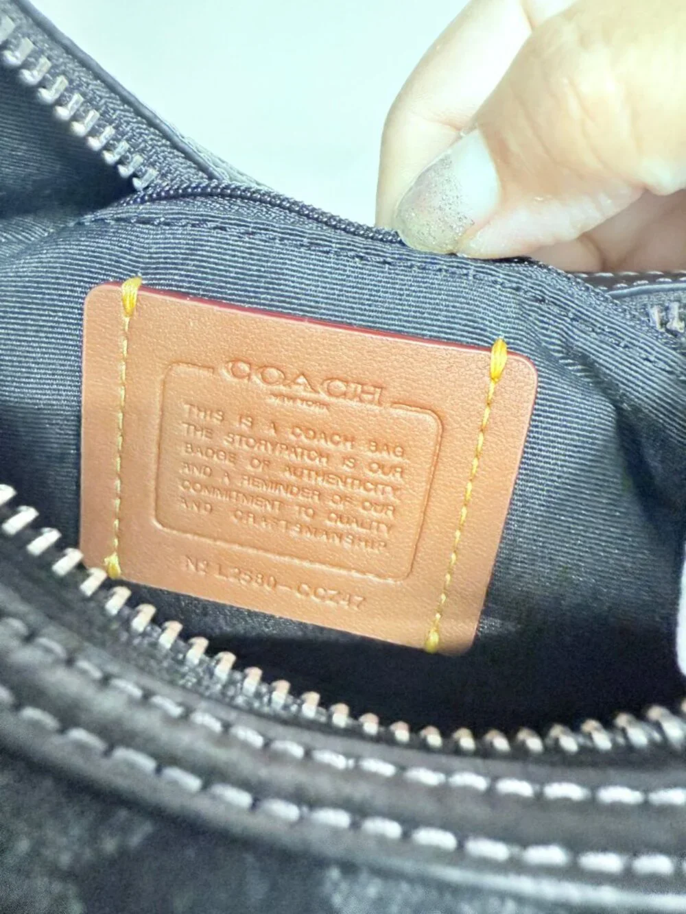 coach Carmen Mini Crossbody Bag In Signature Denim ccz47